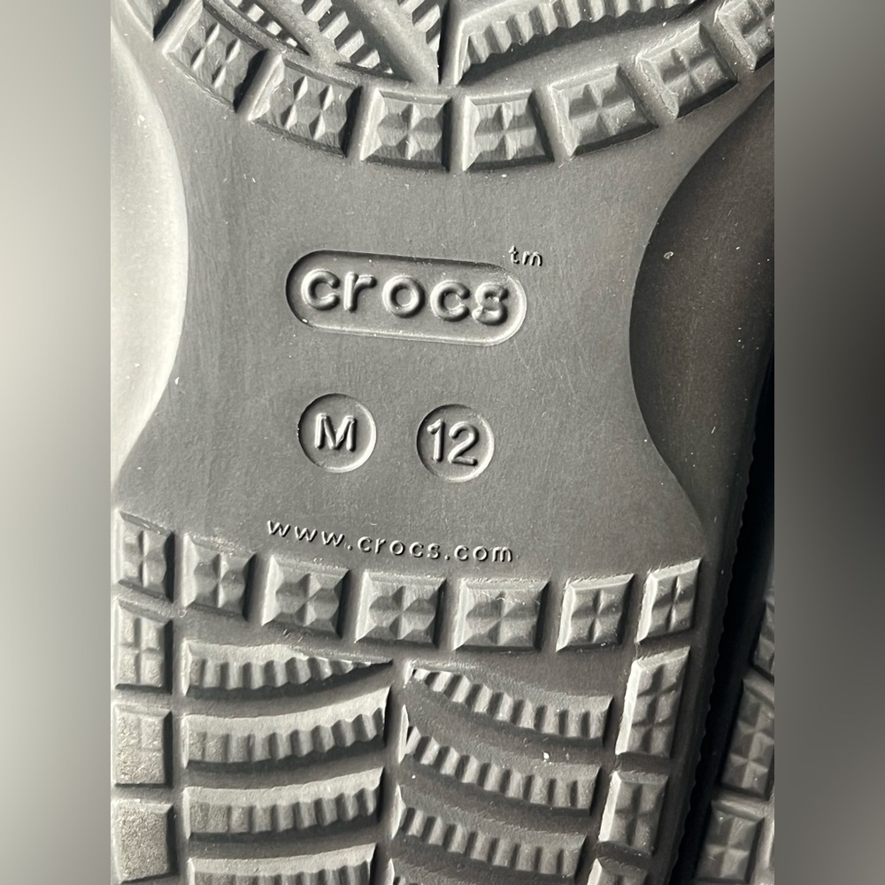 Crocs- Rainbow Color‎ Slides - Picture 7 of 7